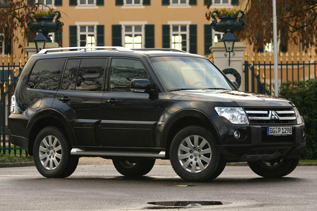 Разборка MITSUBISHI PAJERO IV LONG внедорожник (V90) (2006 - 2013)