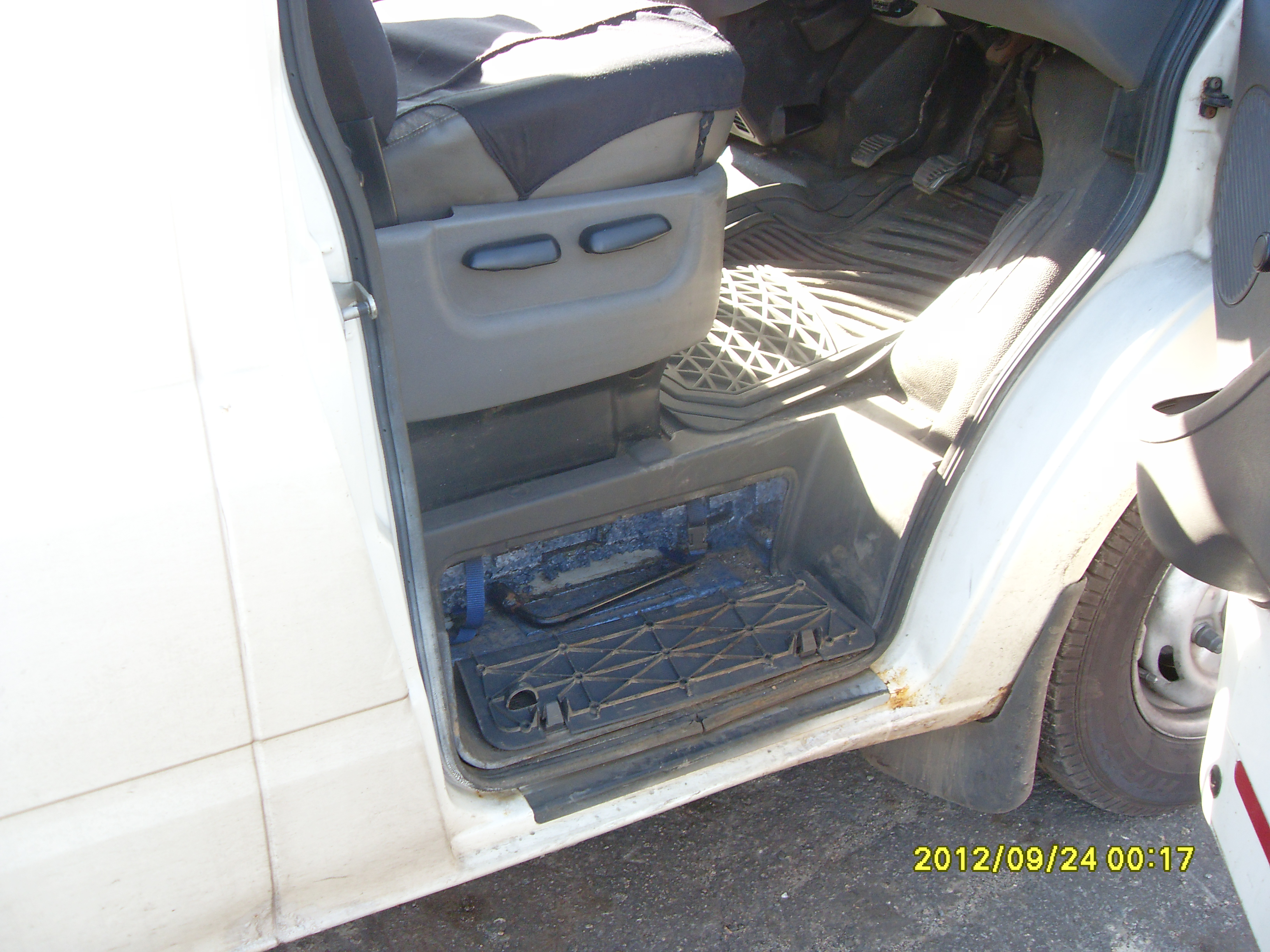 Авторазборка FORD TRANSIT V фургон (V184/5) (2000 - 2006)