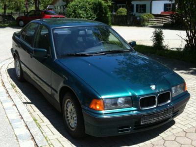 Авторазборка BMW 3 седан (E36) (1990 - 1998)