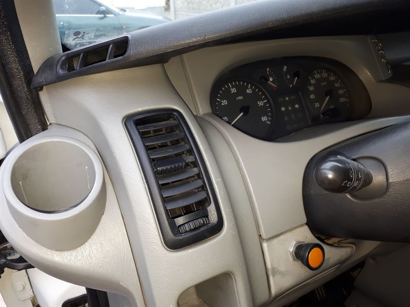 Разборка RENAULT TRAFIC II автобус (JL) (2001 - 2014)