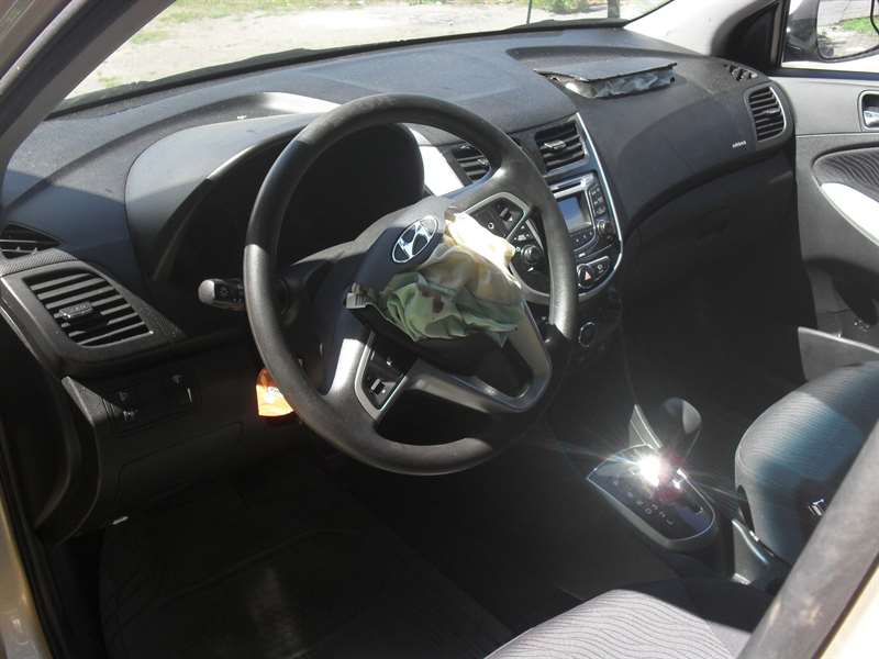 Разборка HYUNDAI SOLARIS I седан (SBR11) (2011 - 2017)