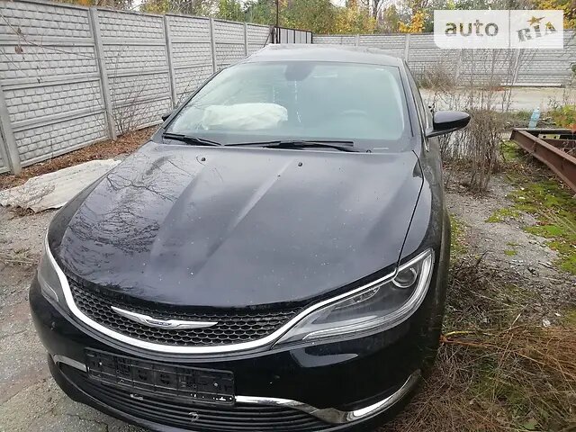 Разборка CHRYSLER 200 седан (15 - ) (2015 - 2026)