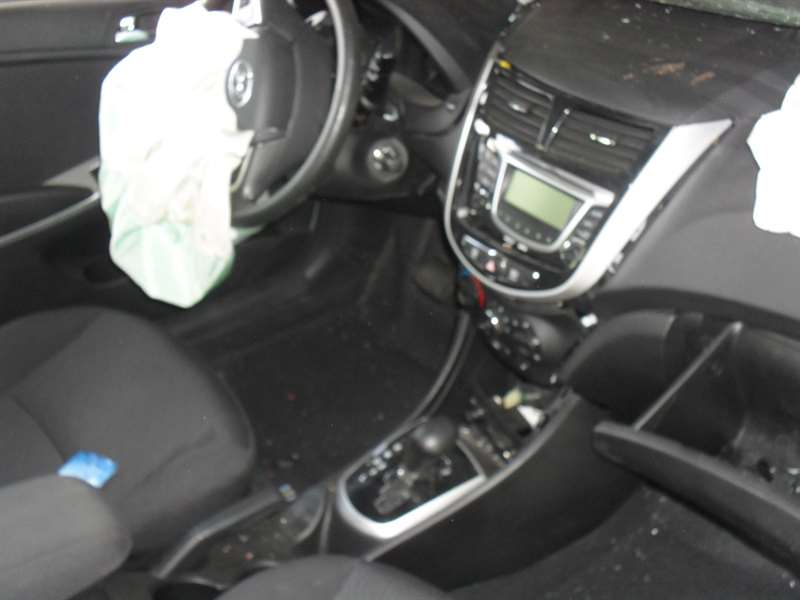 Разборка HYUNDAI SOLARIS I седан (SBR11) (2011 - 2017)