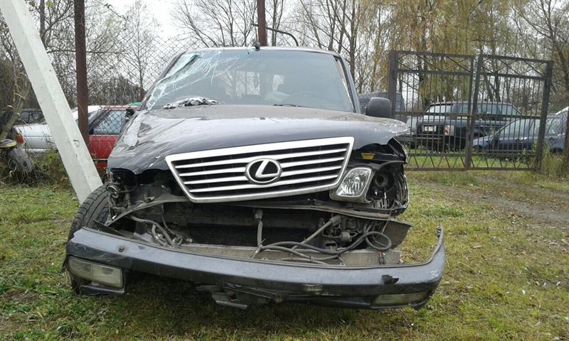 Разборка LEXUS LX 470 внедорожник (UZJ100) (2002 - 2007)