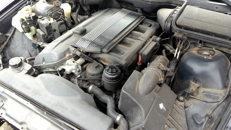 Разборка BMW 5 седан (E39) (1995 - 2003)