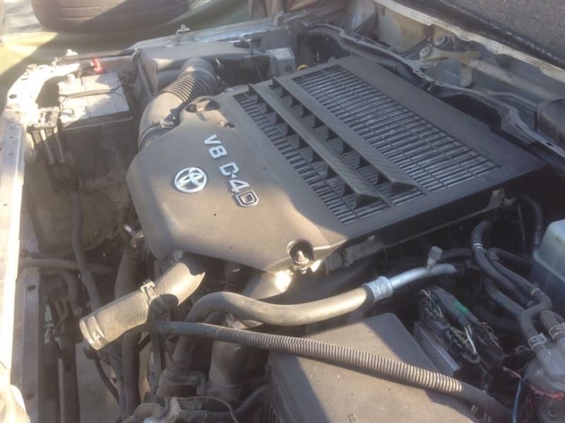 Авторазборка TOYOTA LAND CRUISER внедорожник (J200) (2007 - 2026)