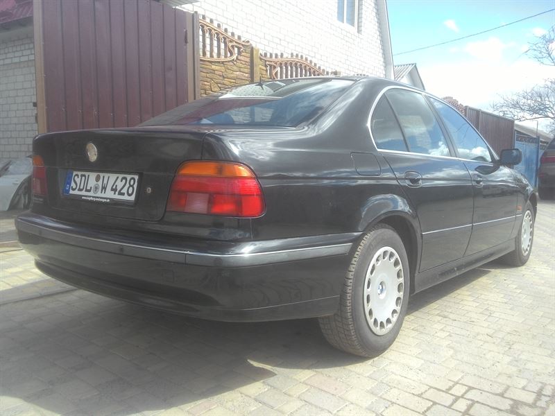 Разборка BMW 5 седан (E39) (1995 - 2003)
