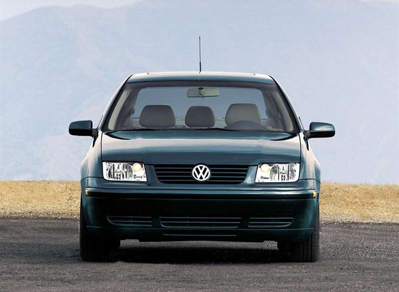 Разборка VOLKSWAGEN JETTA V седан (1K2) (2004 - 2010)