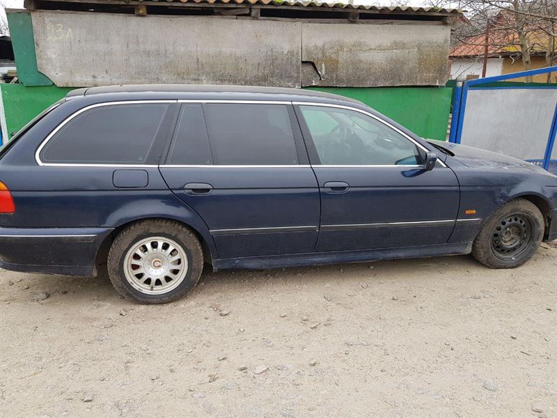 BMW 5 универсал (E39) (1997 - 2004) Авторазборка BMW 5 универсал (E39) (1997 - 2004)