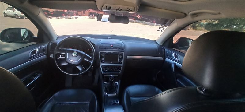 Авторазборка SKODA OCTAVIA II A5 лифтбек (1Z3) (2004 - 2013)