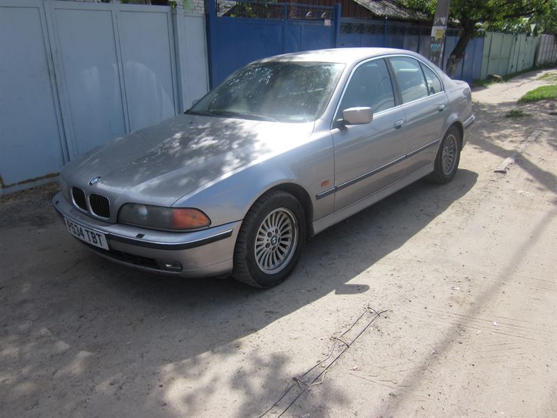 Авторазборка BMW 5 седан (E39) (1995 - 2003)