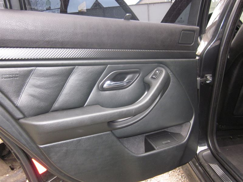 Разборка BMW 5 седан (E39) (1995 - 2003)