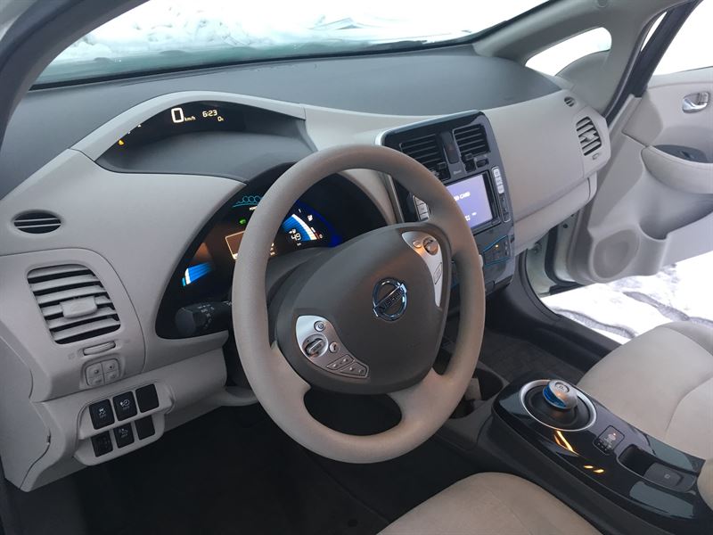 Разборка NISSAN LEAF I хэтчбек (ZE0) (2010 - 2012)