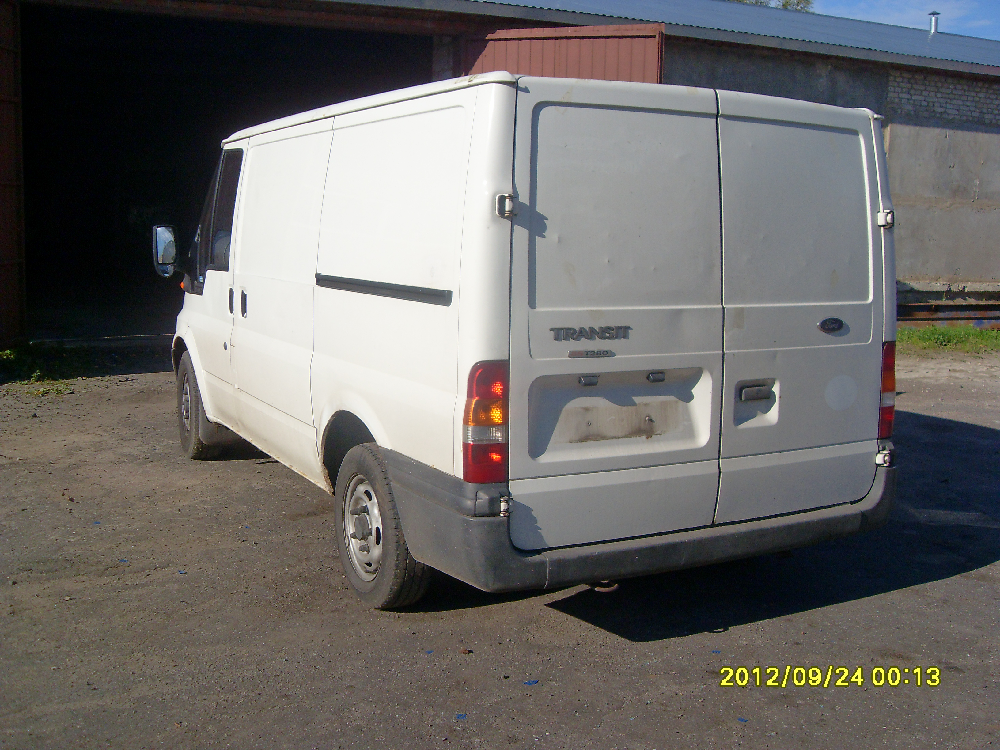 Разборка FORD TRANSIT V фургон (V184/5) (2000 - 2006)