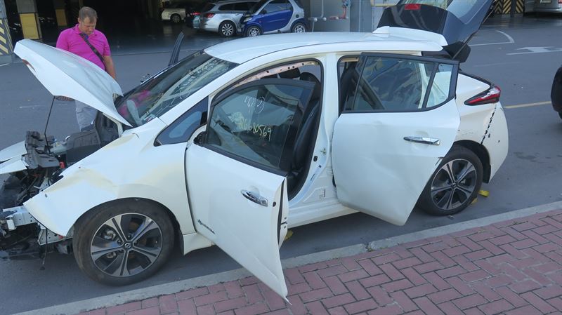 Авторазборка NISSAN LEAF I хэтчбек (ZE0U) (2012 - 2017)