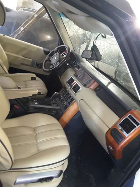 Авторазборка LAND ROVER RANGE ROVER III внедорожник (L322) (2002 - 2009)