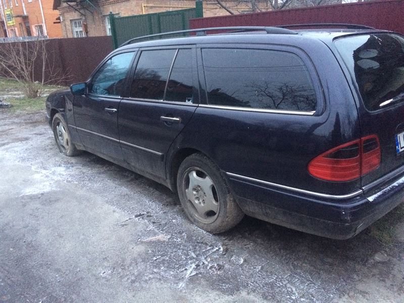 Разборка MERCEDES E универсал (S210) (1996 - 2003)