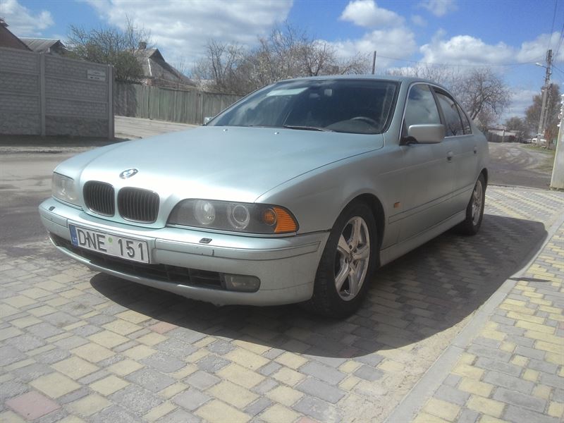 Авторазборка BMW 5 седан (E39) (1995 - 2003)