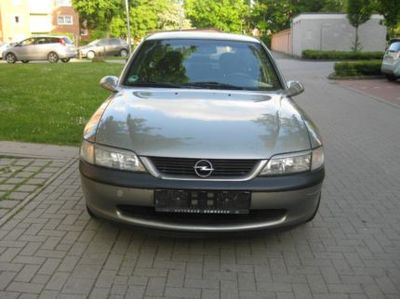 Разборка OPEL VECTRA B хэтчбек (38) (1995 - 2002)