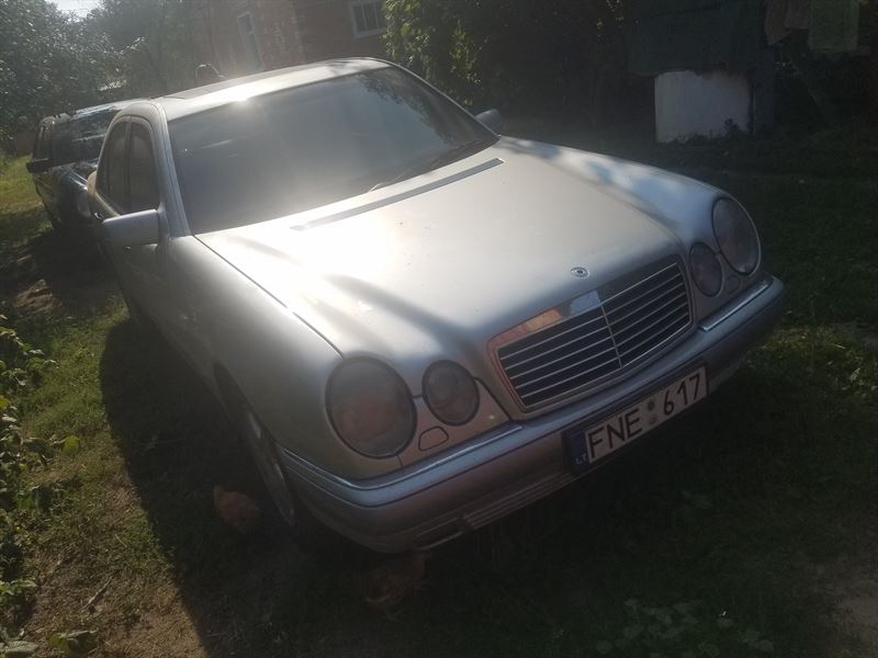 Разборка MERCEDES E седан (W210) (1995 - 2002)