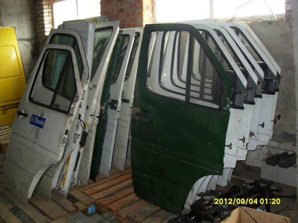 Разборка MERCEDES SPRINTER I 2-t фургон (901, 902) (1995 - 2006)
