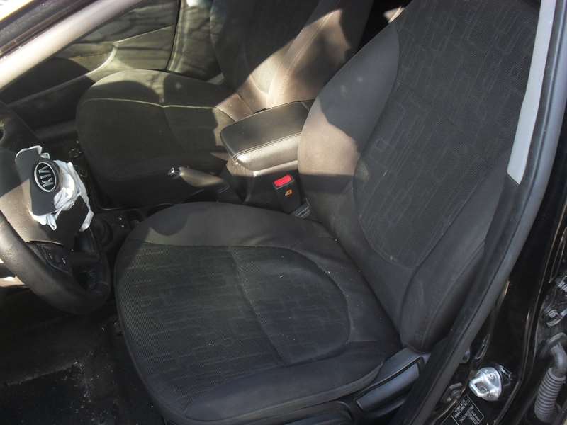 Разборка KIA RIO III седан (UB) (2010 - 2017)