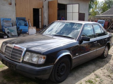 Разборка MERCEDES E седан (W124) (1984 - 1993)