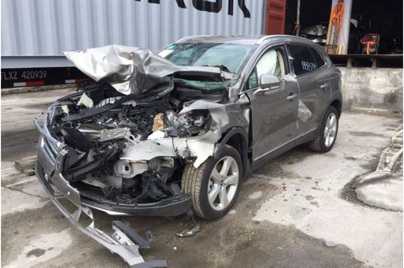Разборка LINCOLN MKC внедорожник (2014 - 2026)