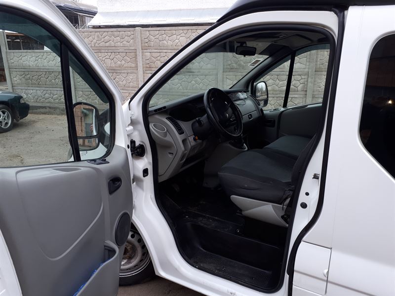 Разборка RENAULT TRAFIC II автобус (JL) (2001 - 2014)
