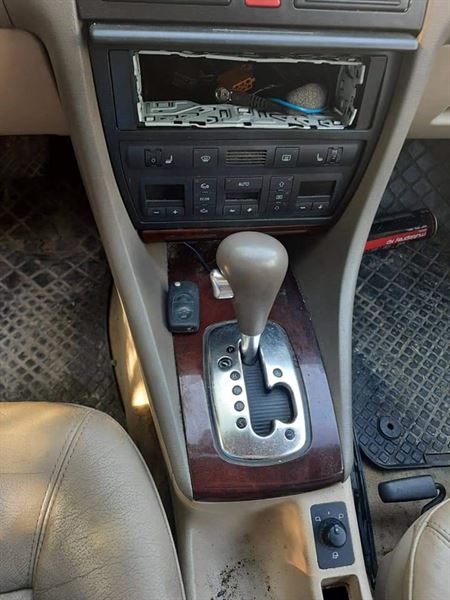 Разборка AUDI A6 C5 универсал (4B5, 4B6) (1997 - 2006)