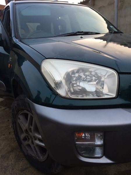 Авторазборка TOYOTA RAV 4 II внедорожник (XA2) (2000 - 2005)
