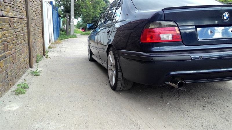 Разборка BMW 5 седан (E39) (1995 - 2003)