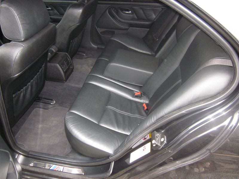 Разборка BMW 5 седан (E39) (1995 - 2003)