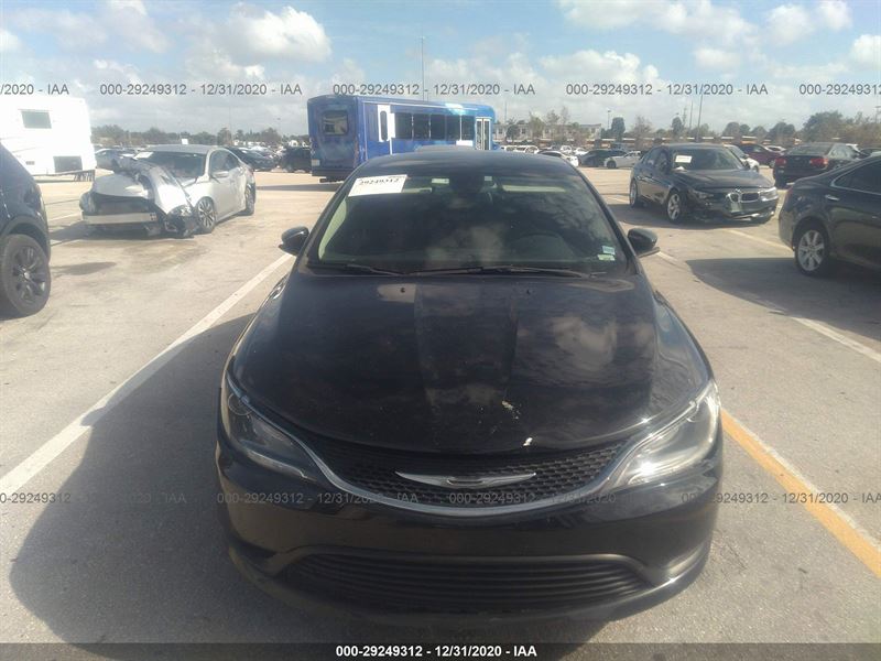Разборка CHRYSLER 200 седан (15 - ) (2015 - 2026)