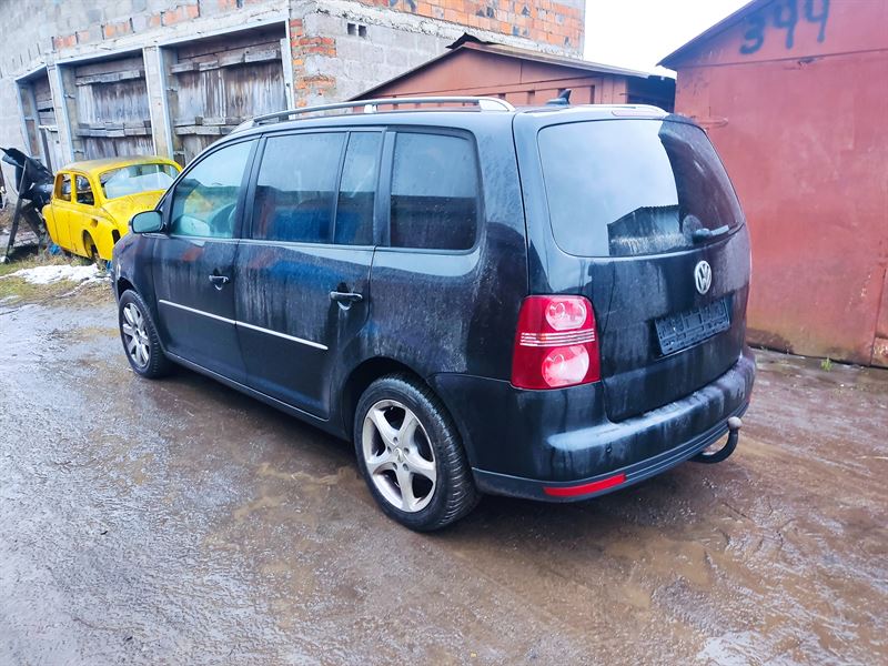 Авторазборка VOLKSWAGEN TOURAN I минивэн (1T1, 1T2) (2003 - 2010)